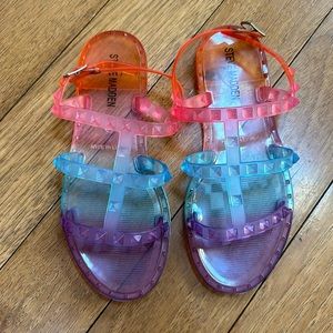 Girls sandals